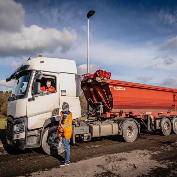 Transport de matériaux de carrière et granulats LONGEPEE en Vendée